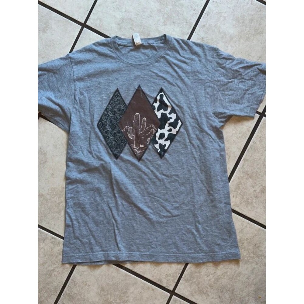 Women’s Gray Western Print Shirt Size Large